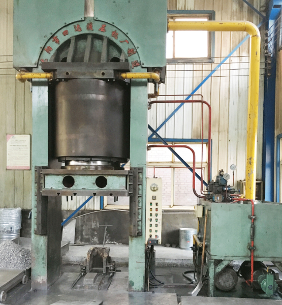 2000T电极块油压机